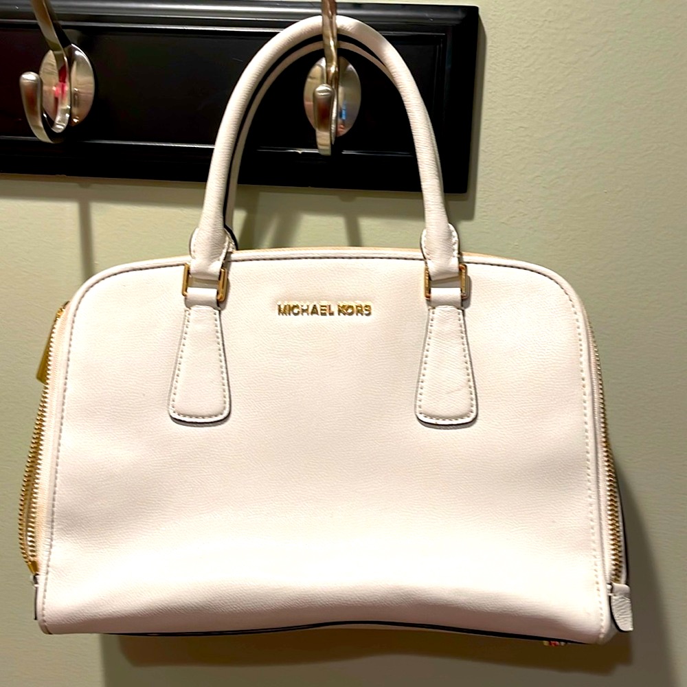 Michael Kors Saffiono Large Leather Satchel. Light Cream Color